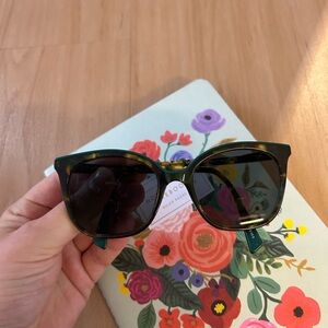 Sunglasses Eleven Paris Stylish Green Tortoise in really good condition